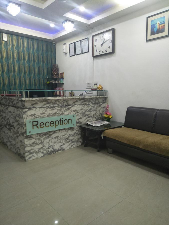 Hotel Ambience Sarkhej Экстерьер фото